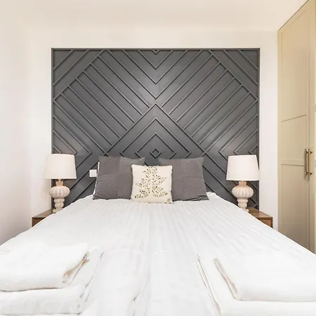 Apartment Wola 12a By Homeprime
