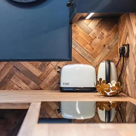 Wola 12a By Homeprime