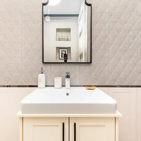 Apartment Wola 12a By Homeprime Warsaw
